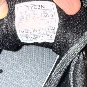 Womens sneakers